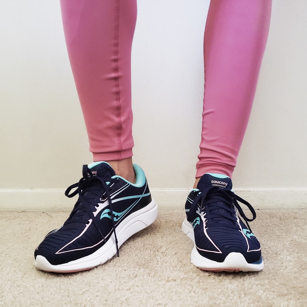 Women's Saucony Kinvara 10 Running Shoes